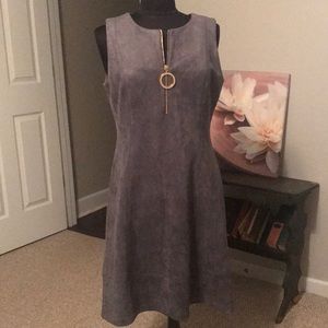 NWT BEAUTIFUL DKNY Gray dress with front zip2